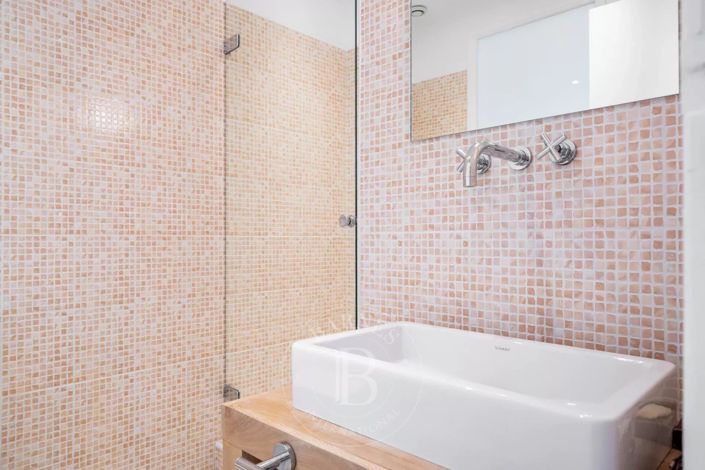 Image No.13-4 Bed House for sale