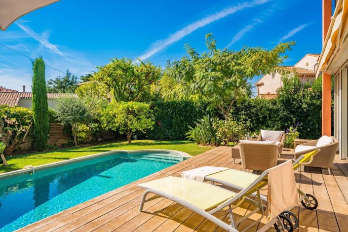 Image No.3-4 Bed House for sale