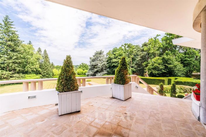 Image No.13-6 Bed House for sale