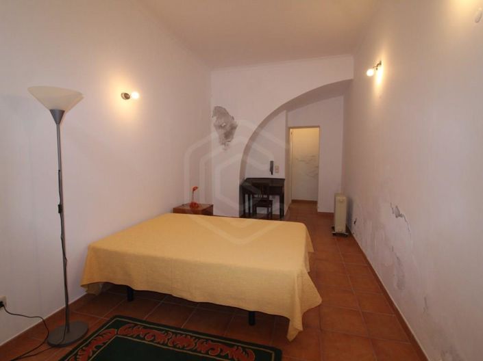 Image No.12-4 Bed House for sale