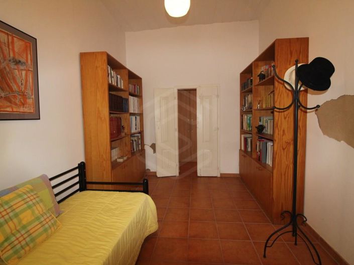 Image No.13-4 Bed House for sale