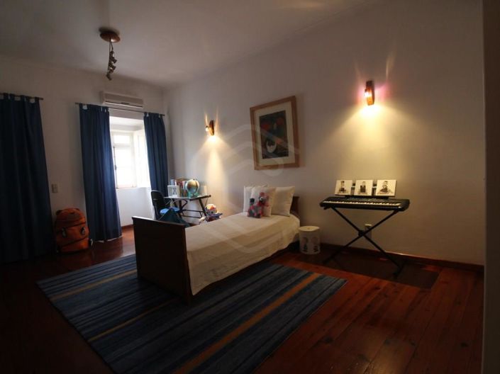 Image No.16-4 Bed House for sale