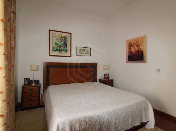 Image No.19-4 Bed House for sale