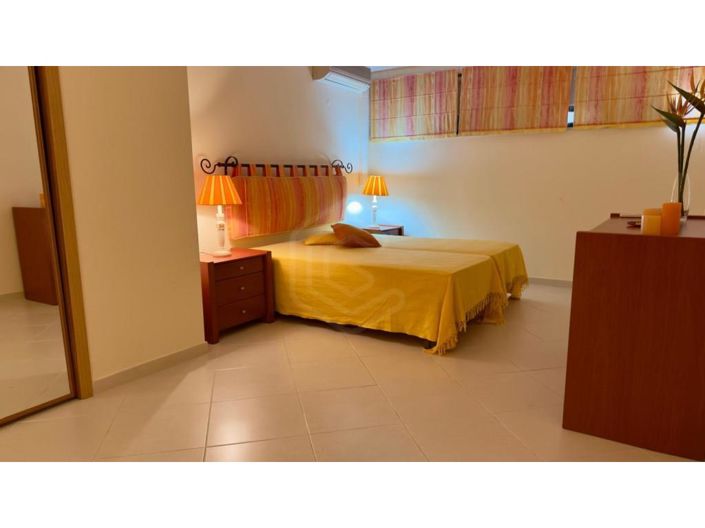 Image No.18-2 Bed Apartment for sale