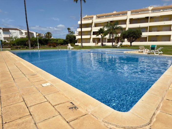 Image No.32-2 Bed Apartment for sale