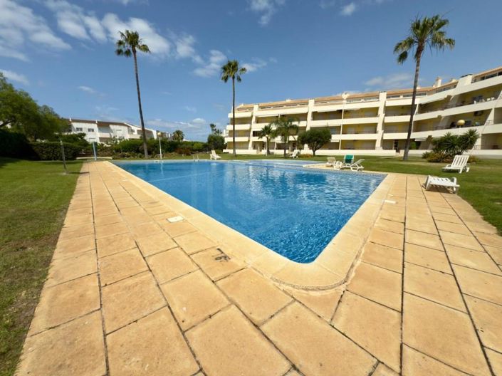 Image No.33-2 Bed Apartment for sale