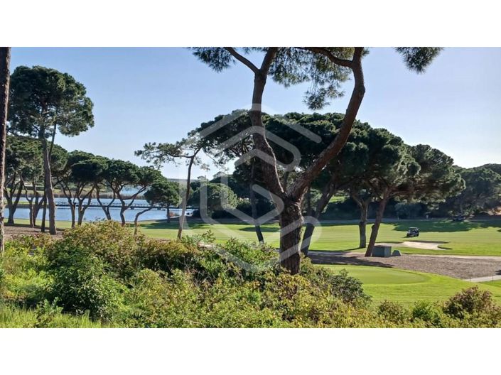 Image No.17-6 Bed House for sale