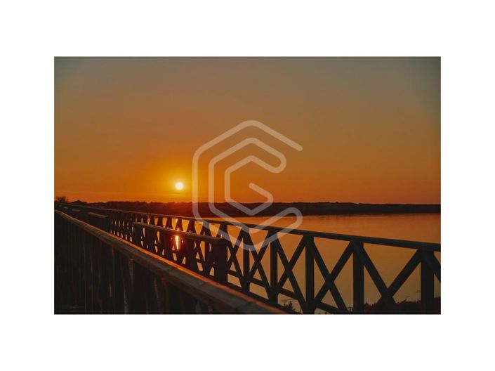 Image No.26-6 Bed House for sale