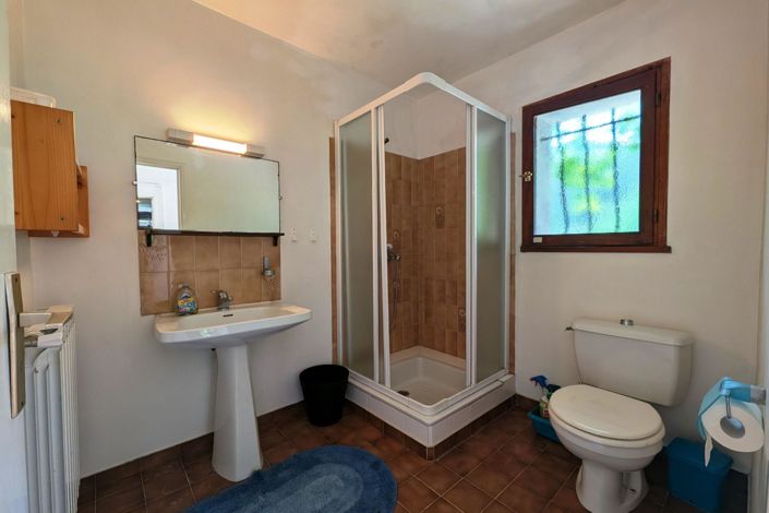 Image No.13-3 Bed House for sale