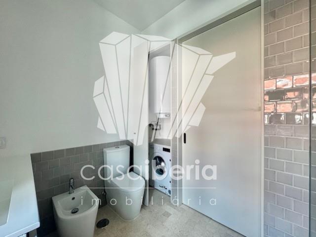 Image No.20-2 Bed Apartment for sale