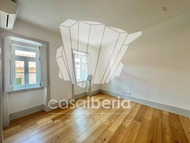 Image No.25-2 Bed Apartment for sale