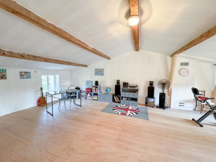 Image No.12-4 Bed House for sale