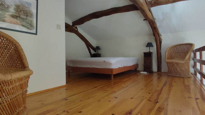 Image No.11-7 Bed House for sale