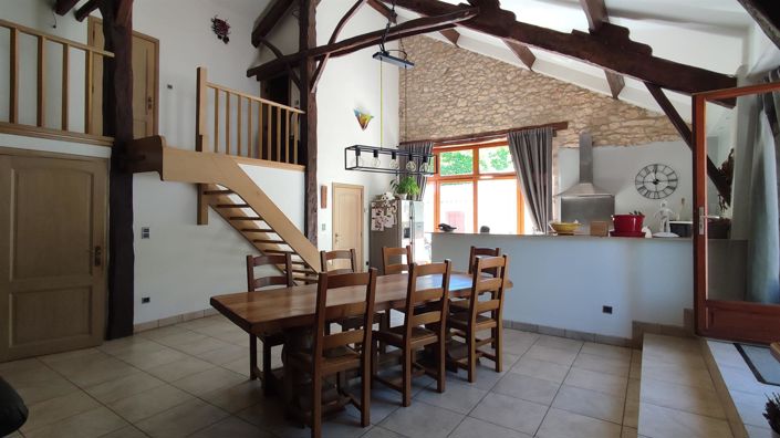 Image No.18-7 Bed House for sale