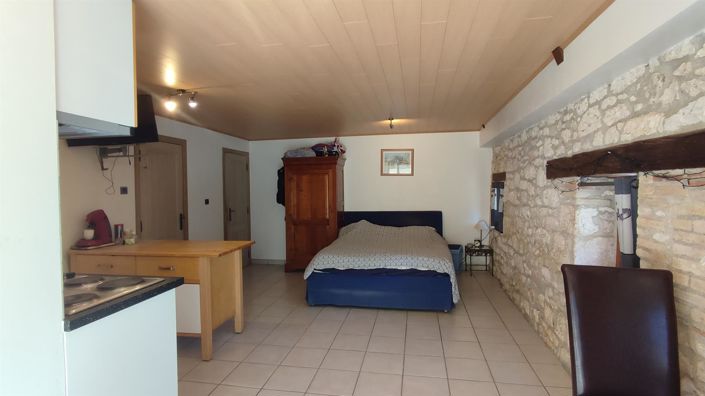 Image No.23-7 Bed House for sale