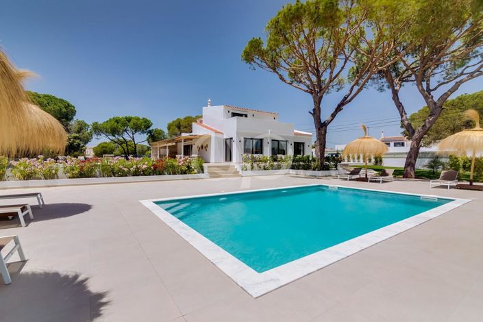 Image No.14-3 Bed House for sale