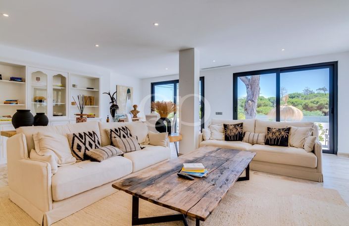 Image No.4-3 Bed House for sale