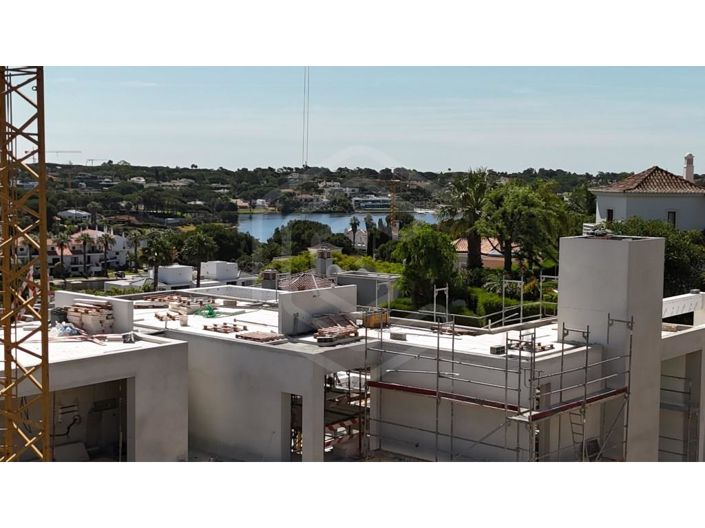 Image No.23-4 Bed House for sale