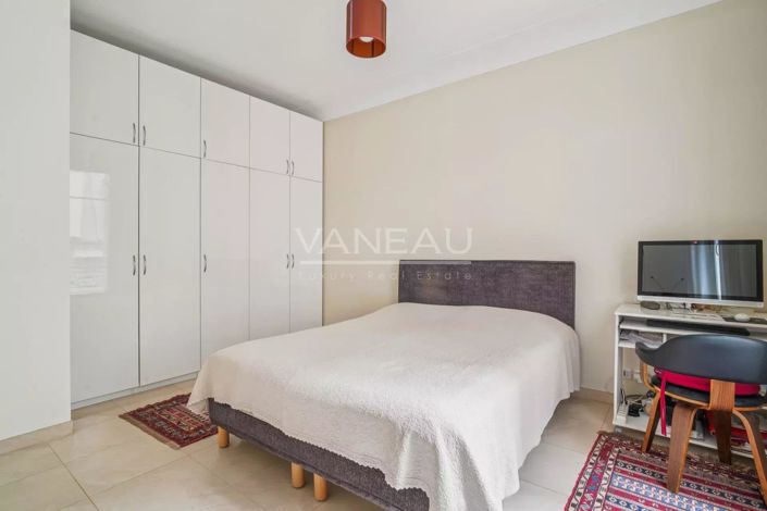 Image No.13-2 Bed Apartment for sale