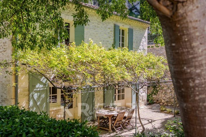 Image No.14-7 Bed House for sale