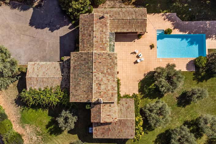 Image No.3-6 Bed House for sale