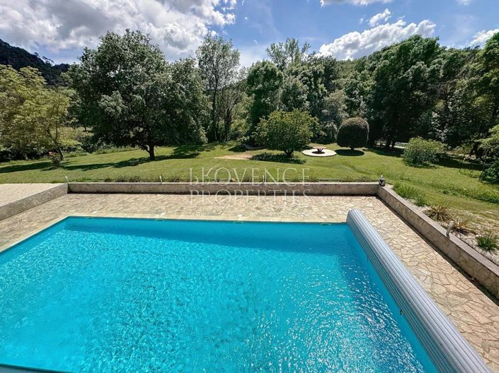 Image No.10-10 Bed House for sale