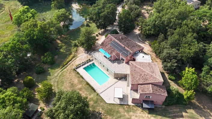 Image No.7-10 Bed House for sale