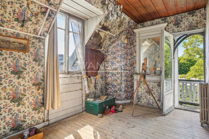 Image No.10-4 Bed House for sale