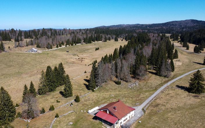 Image No.2-4 Bed Property for sale