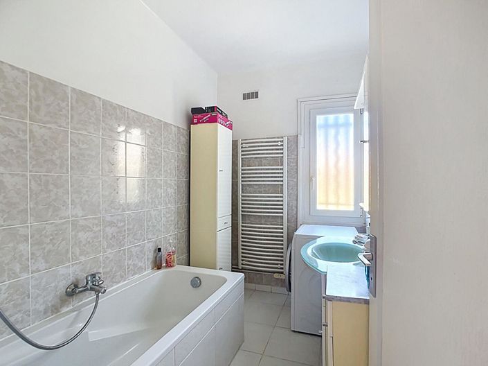 Image No.9-1 Bed Apartment for sale