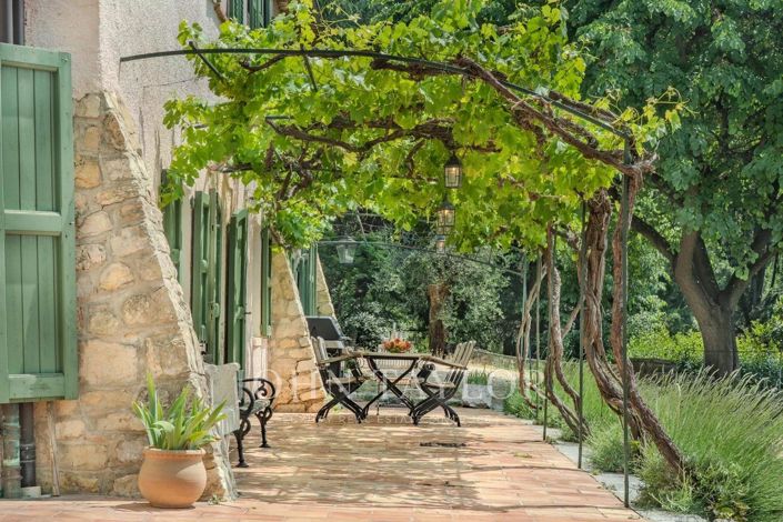 Image No.5-8 Bed House for sale