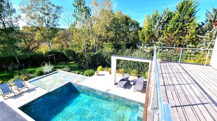 Image No.2-6 Bed House for sale