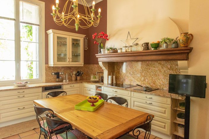 Image No.15-9 Bed House for sale