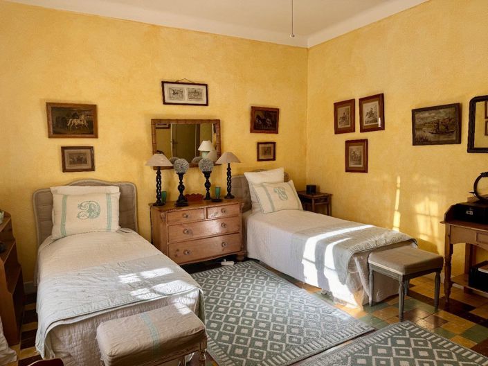 Image No.4-7 Bed House for sale