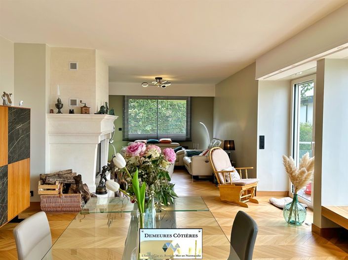 Image No.16-5 Bed House for sale