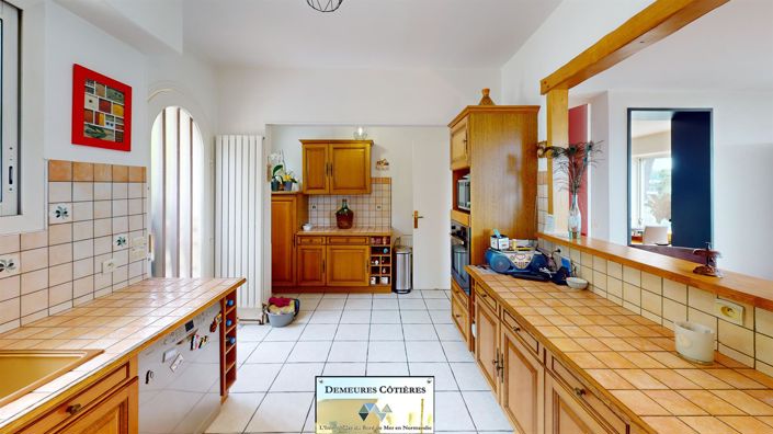 Image No.22-5 Bed House for sale