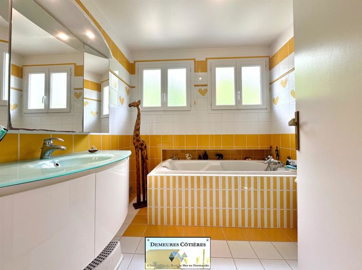 Image No.29-5 Bed House for sale