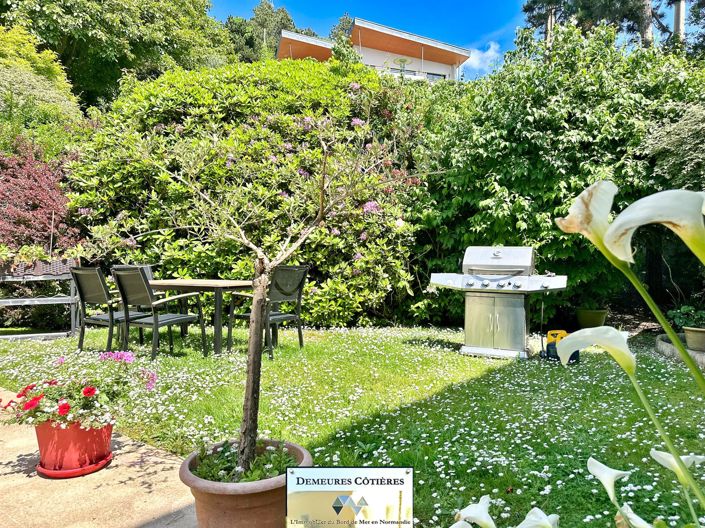 Image No.6-5 Bed House for sale