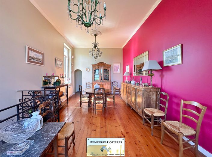 Image No.23-8 Bed House for sale