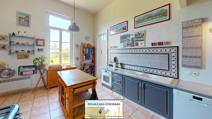 Image No.26-8 Bed House for sale