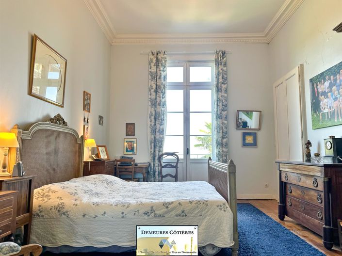 Image No.27-8 Bed House for sale