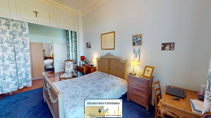 Image No.28-8 Bed House for sale