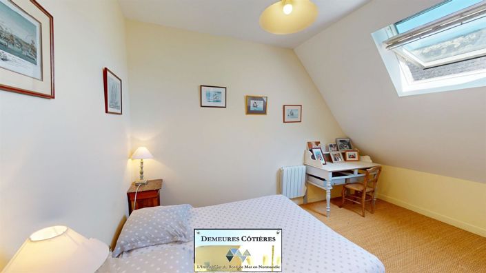 Image No.33-8 Bed House for sale