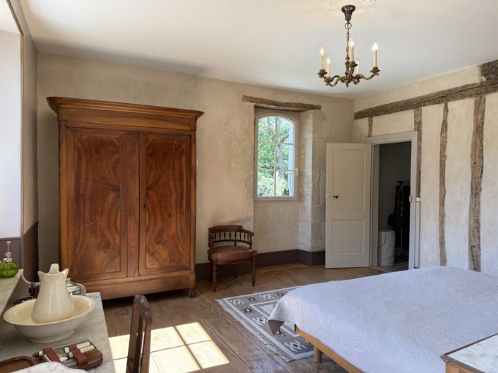 Image No.13-4 Bed House for sale