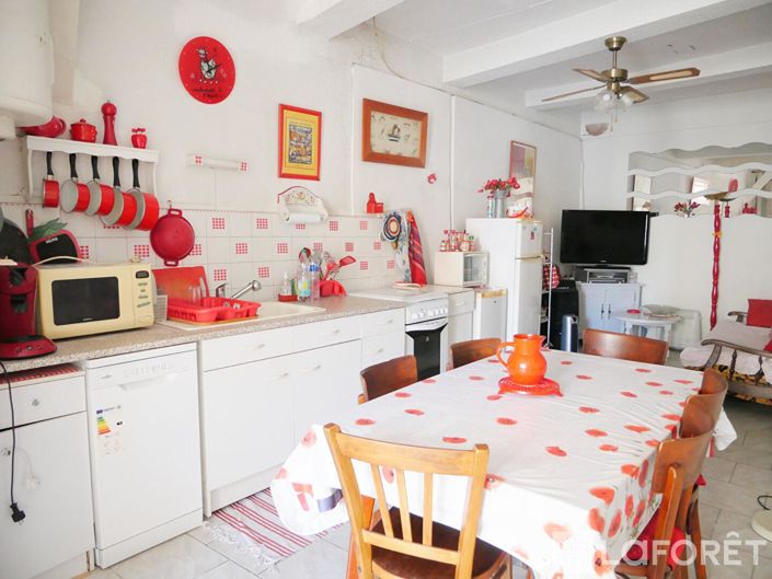 Image No.3-3 Bed House for sale