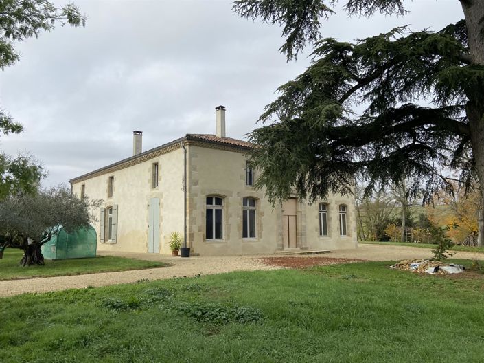 Image No.1-6 Bed House for sale