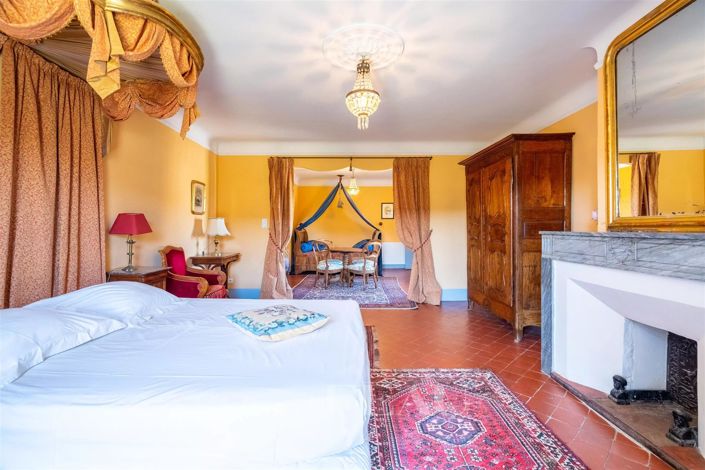 Image No.9-14 Bed House for sale