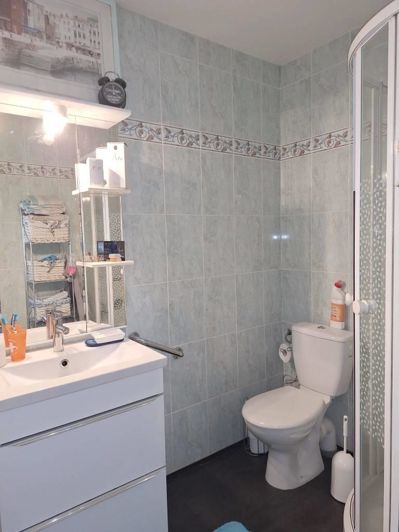 Image No.8-3 Bed House for sale