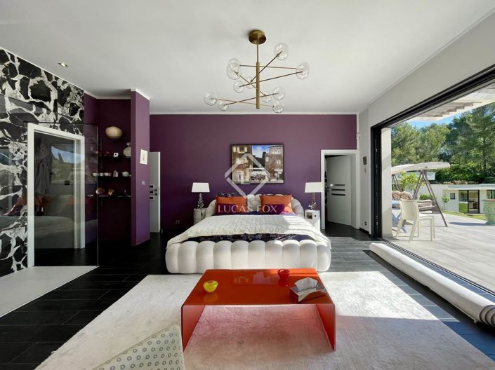 Image No.13-5 Bed House for sale