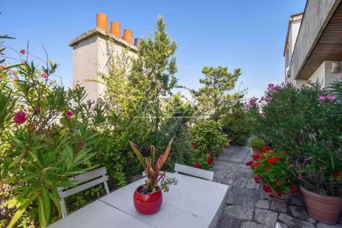 Image No.18-4 Bed Apartment for sale